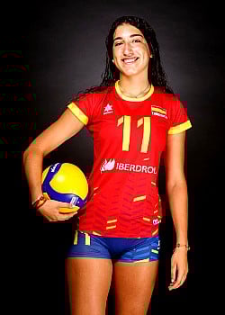 Julia De Paula Viana